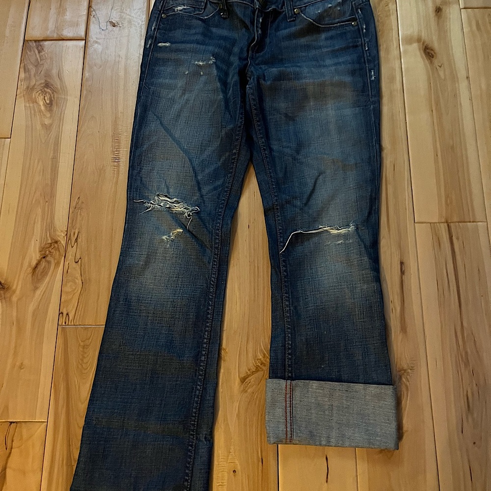 Level 99 women’s jeans. Size 27.